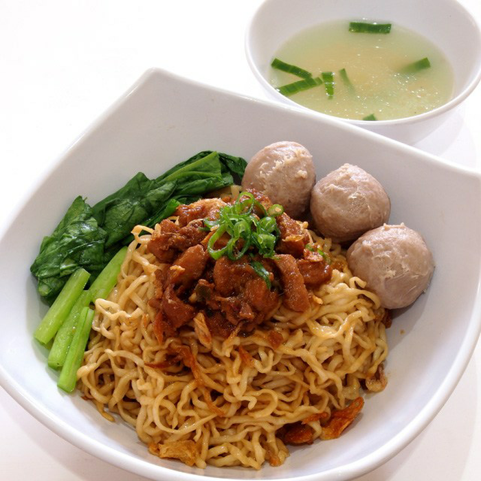 Bakso Mie Ayam Cilor KF: Rasa Lokal yang Bikin Hari Makin Berkesan di Cilacap